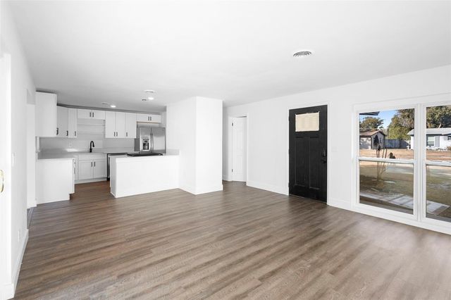 55 S FAIRFAX AVENUE, Winter Springs, FL 32708