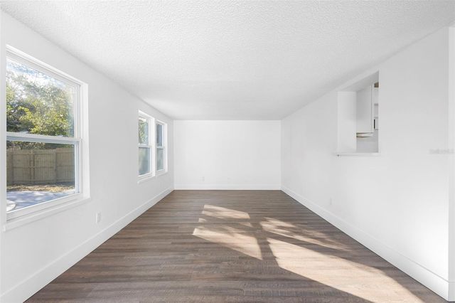 55 S FAIRFAX AVENUE, Winter Springs, FL 32708