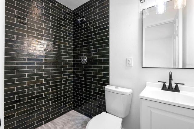 55 S FAIRFAX AVENUE, Winter Springs, FL 32708