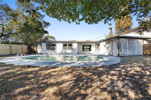 55 S FAIRFAX AVENUE, Winter Springs, FL 32708