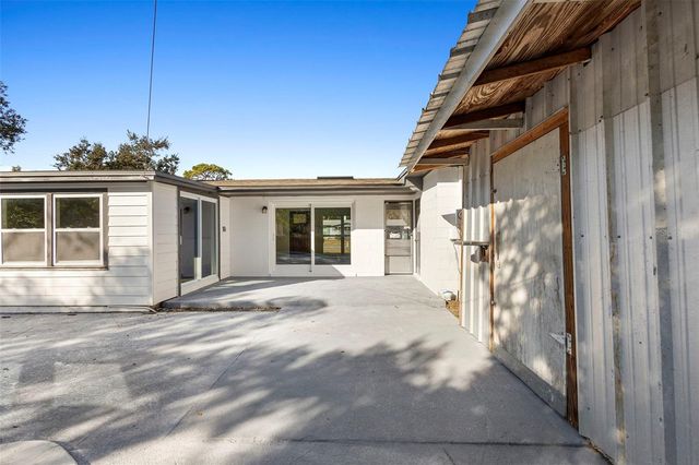 55 S FAIRFAX AVENUE, Winter Springs, FL 32708