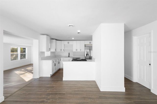 55 S FAIRFAX AVENUE, Winter Springs, FL 32708