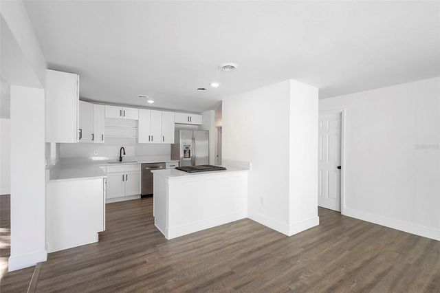 55 S FAIRFAX AVENUE, Winter Springs, FL 32708