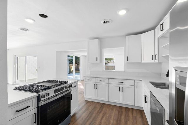 55 S FAIRFAX AVENUE, Winter Springs, FL 32708