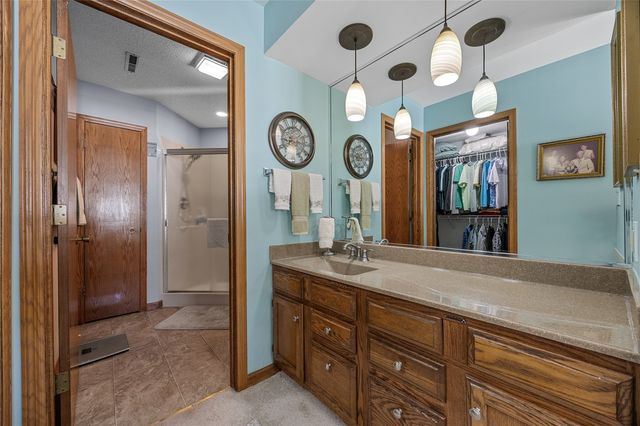 4545 Westchester Drive NE C, Cedar Rapids, IA 52402