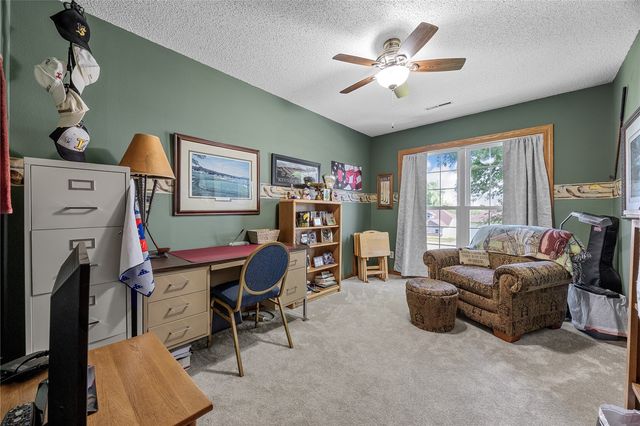 4545 Westchester Drive NE C, Cedar Rapids, IA 52402
