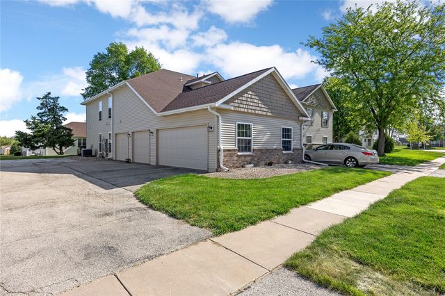 4545 Westchester Drive NE C, Cedar Rapids, IA 52402