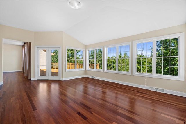 N37W22910 Wyndemere DRIVE, Pewaukee, WI 53072