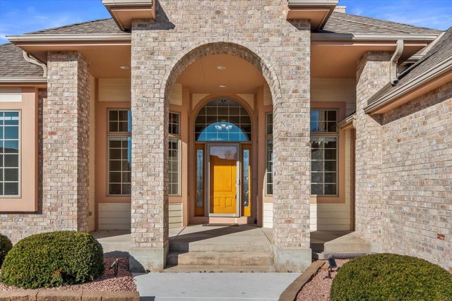 N37W22910 Wyndemere DRIVE, Pewaukee, WI 53072