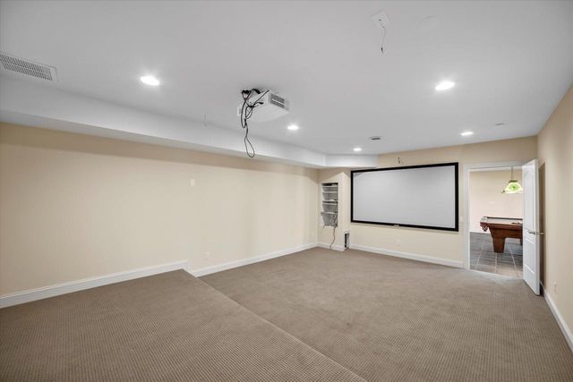 N37W22910 Wyndemere DRIVE, Pewaukee, WI 53072