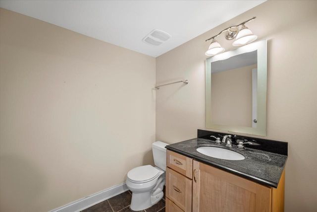 N37W22910 Wyndemere DRIVE, Pewaukee, WI 53072