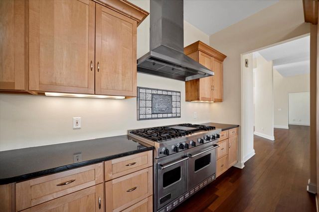 N37W22910 Wyndemere DRIVE, Pewaukee, WI 53072