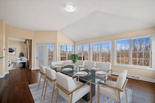 N37W22910 Wyndemere DRIVE, Pewaukee, WI 53072