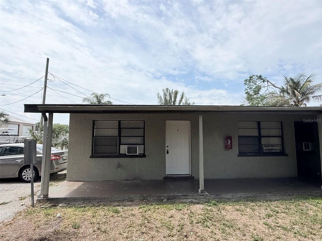 2404 10TH STREET W 1, Bradenton, FL 34205