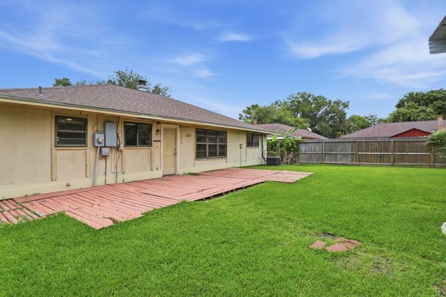 15262 Mincing Lane, Channelview, TX 77530