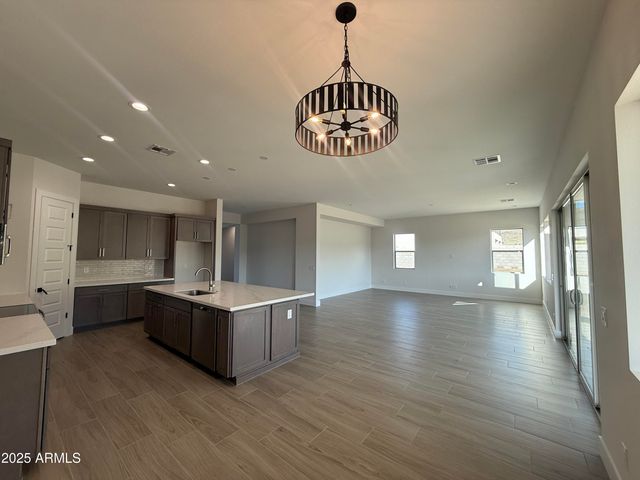 11715 S 39TH Avenue, Laveen, AZ 85339