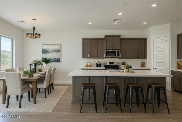 11715 S 39TH Avenue, Laveen, AZ 85339