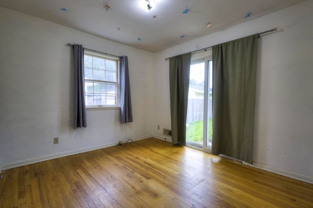 3714 Collingwood Avenue SW, Wyoming, MI 49519