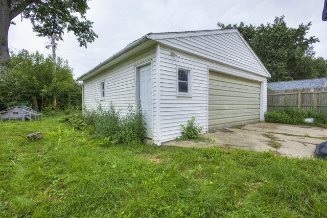 3714 Collingwood Avenue SW, Wyoming, MI 49519