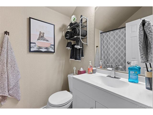 1080 Green Gables Cir, Bennett, CO 80102