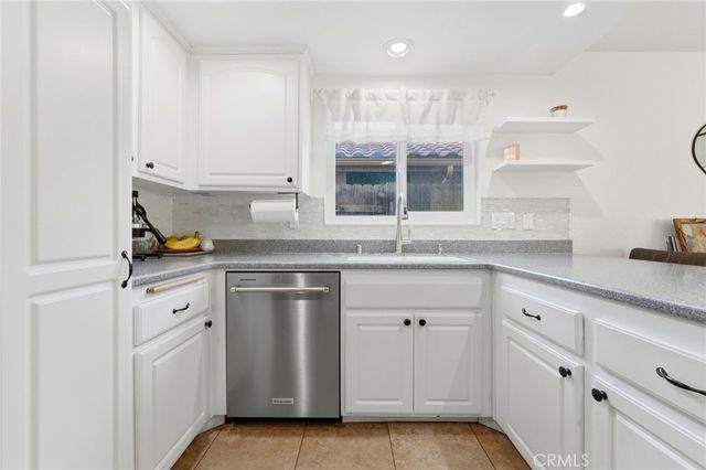 2354 Fan Palm, Corona, CA 92879