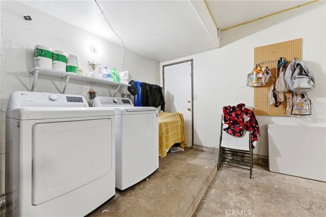 2354 Fan Palm, Corona, CA 92879