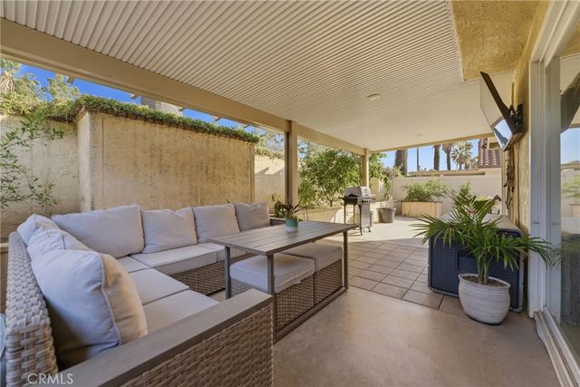 2354 Fan Palm, Corona, CA 92879