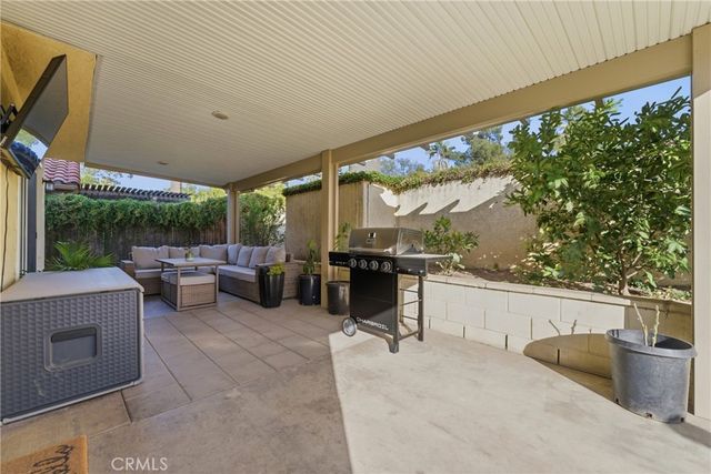 2354 Fan Palm, Corona, CA 92879