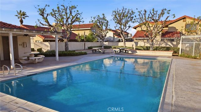 2354 Fan Palm, Corona, CA 92879