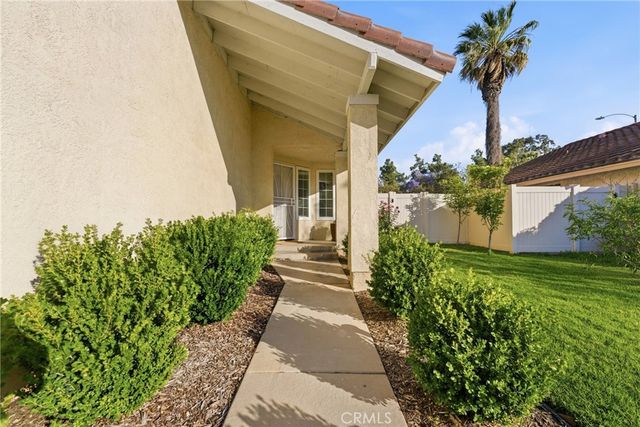 2354 Fan Palm, Corona, CA 92879
