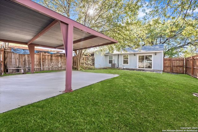 6903 Neston Dr, San Antonio, TX 78239