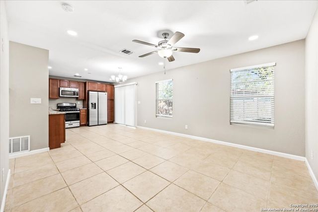 6903 Neston Dr, San Antonio, TX 78239