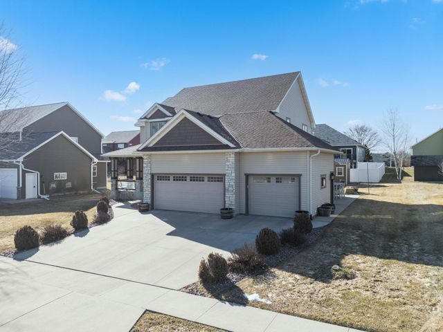 1602 Echo Ridge Road SW, Rochester, MN 55902