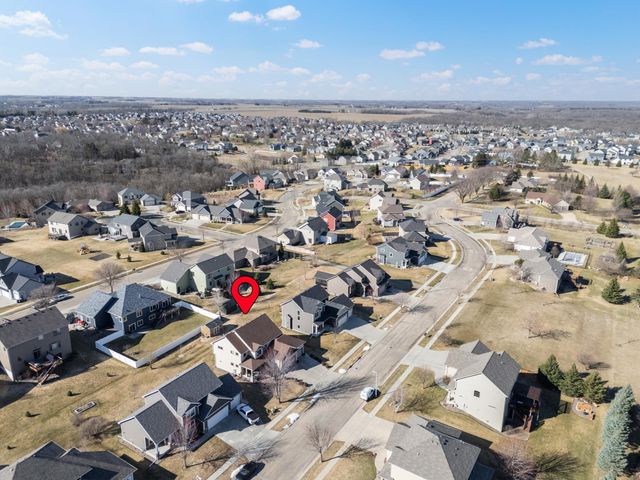 1602 Echo Ridge Road SW, Rochester, MN 55902