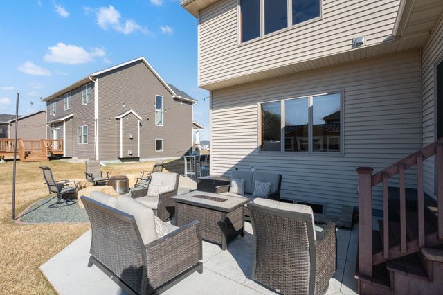 1602 Echo Ridge Road SW, Rochester, MN 55902