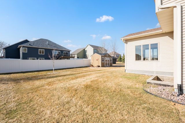 1602 Echo Ridge Road SW, Rochester, MN 55902