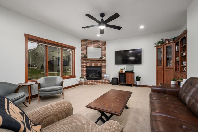 1602 Echo Ridge Road SW, Rochester, MN 55902