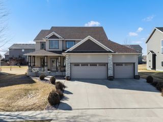 1602 Echo Ridge Road SW, Rochester, MN 55902