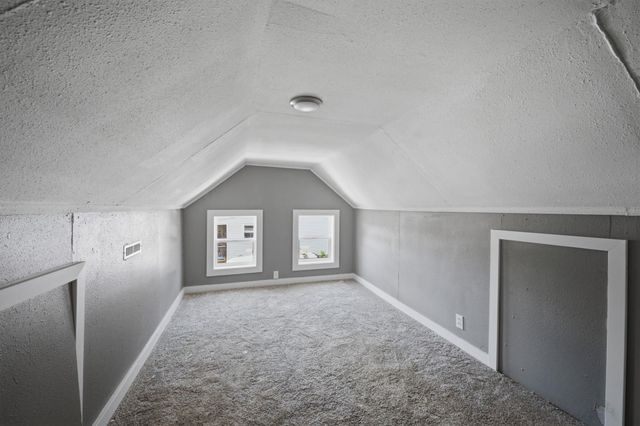 2416 S Pattie Ave, Wichita, KS 67216