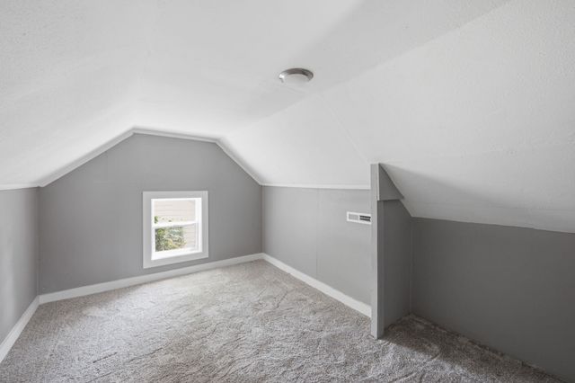 2416 S Pattie Ave, Wichita, KS 67216