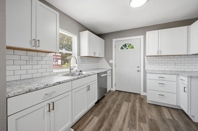 2416 S Pattie Ave, Wichita, KS 67216
