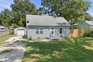 2416 S Pattie Ave, Wichita, KS 67216