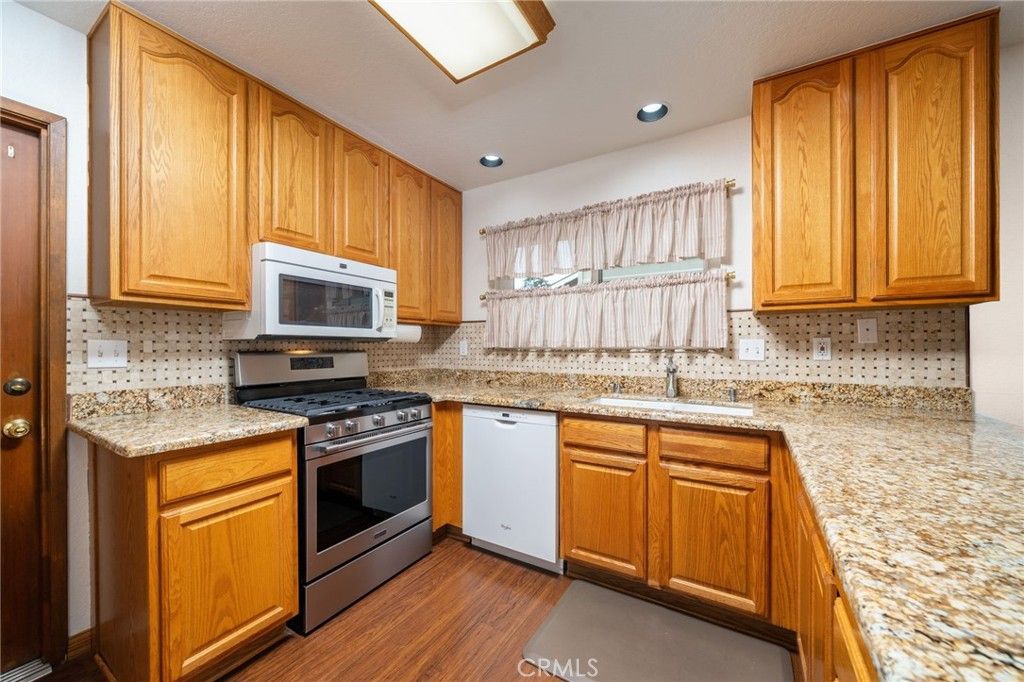Image 14 of property listing at 2465 Moss Circle, La Verne, CA 91750