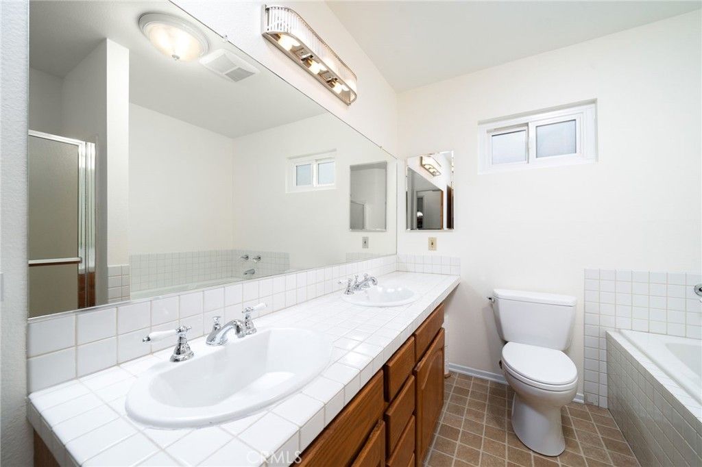 Image 29 of property listing at 2465 Moss Circle, La Verne, CA 91750