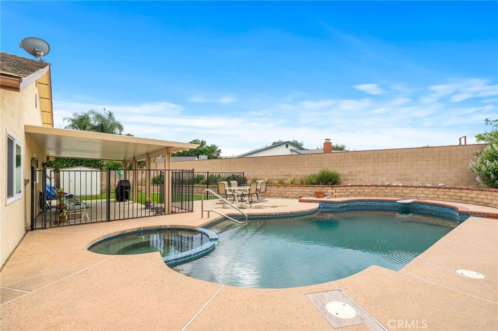 Image 40 of property listing at 2465 Moss Circle, La Verne, CA 91750