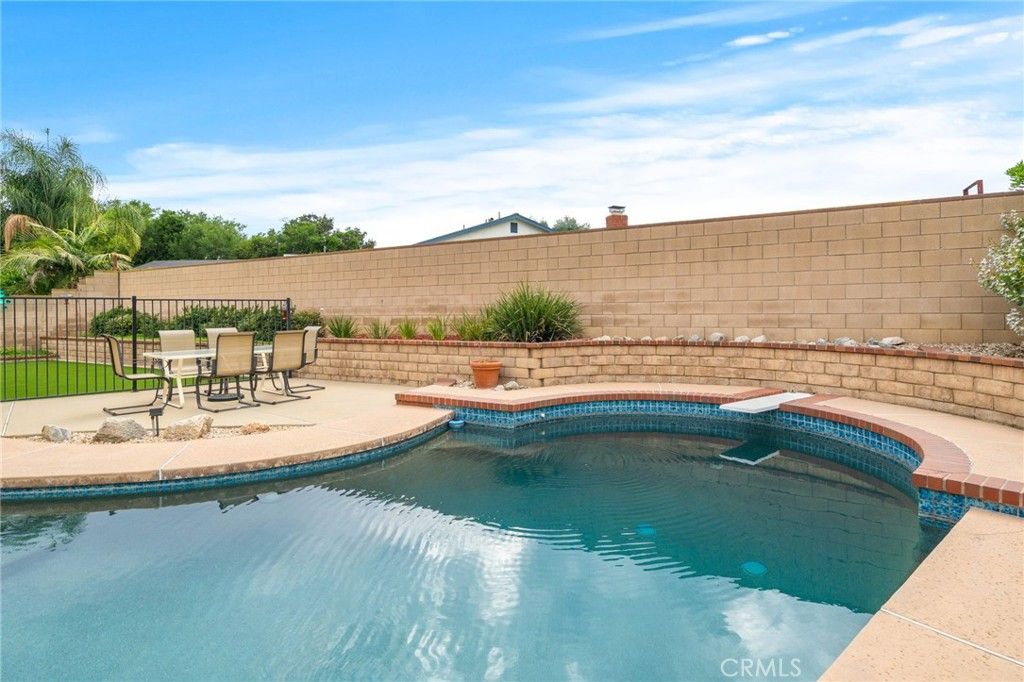 Image 42 of property listing at 2465 Moss Circle, La Verne, CA 91750