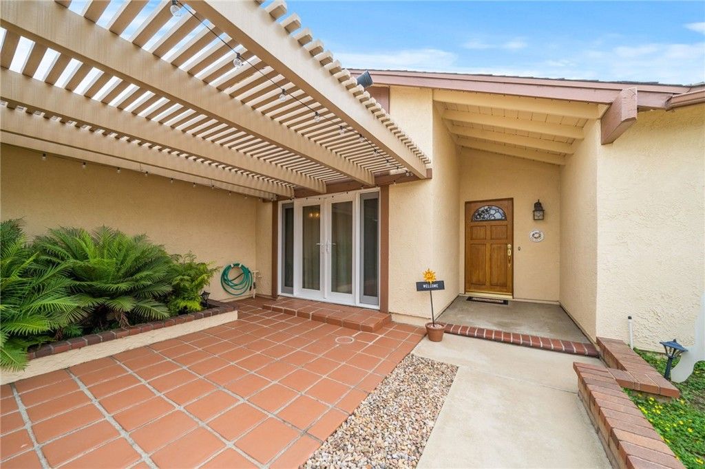 Image 7 of property listing at 2465 Moss Circle, La Verne, CA 91750