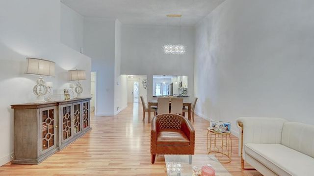 6660 Canary Palm Circle, Boca Raton, FL 33433