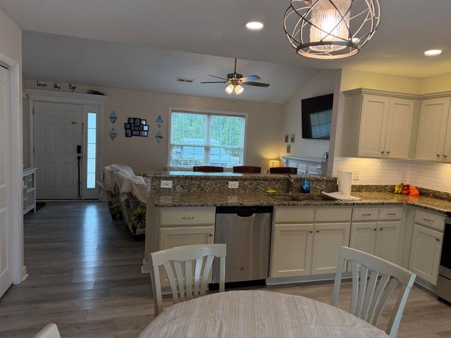 201 Holden Dr., Myrtle Beach, SC 29588