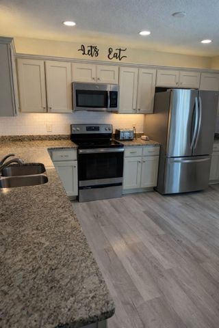 201 Holden Dr., Myrtle Beach, SC 29588